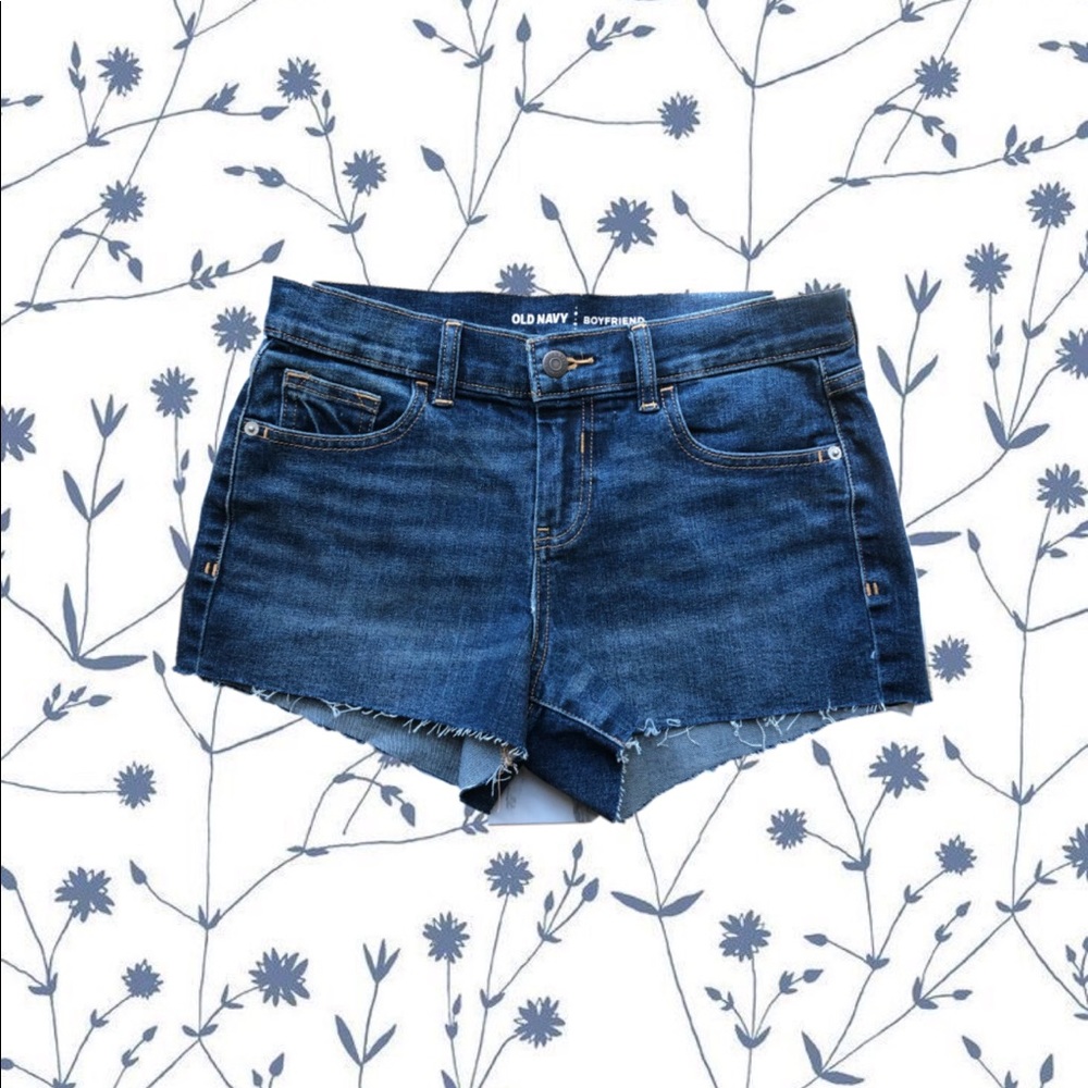old navy boyfriend cutoffs